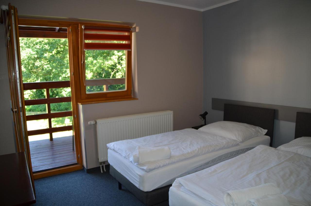 Hotel Tenis Chrząstowice Extérieur photo