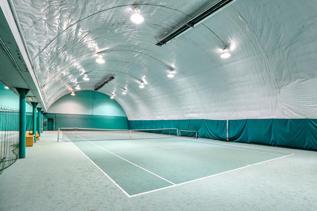 Hotel Tenis Chrząstowice Extérieur photo