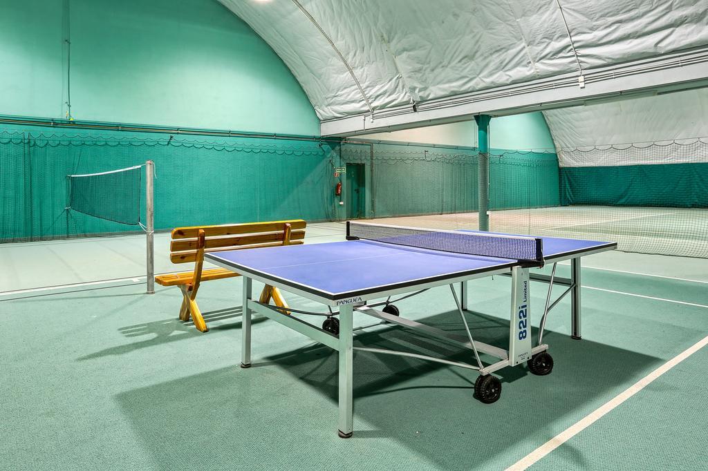 Hotel Tenis Chrząstowice Extérieur photo